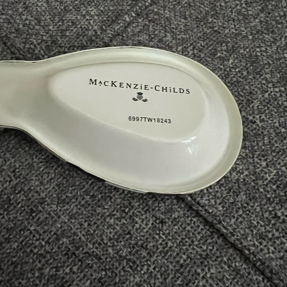 Mackenzie Childs spoon rest in excellent condition. Never used.